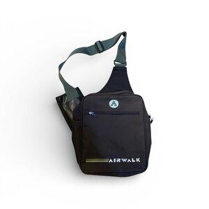 Vintage Airwalk Brown & Black Crossbody Sling Medium Bag Y2K 90's Skate Surfwear